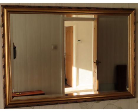 20th century gilded and bevelled wall mirror. Approx. 72 x 102cm

Reasonable used condition 