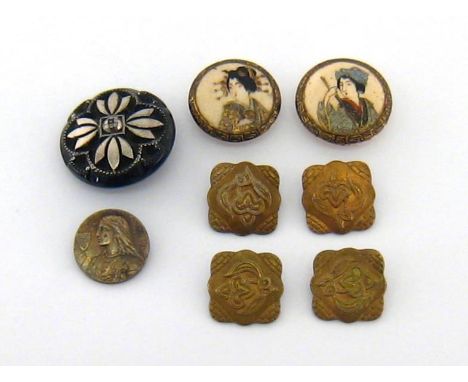 A pair of 19th century Satsuma porcelain buttons, each painted with the head of a geisha, with Greek key border, 19mm diamete