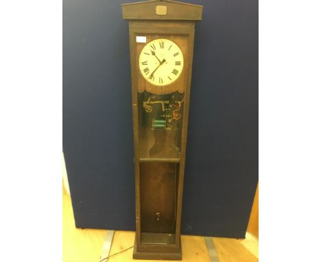 A synchronome clock