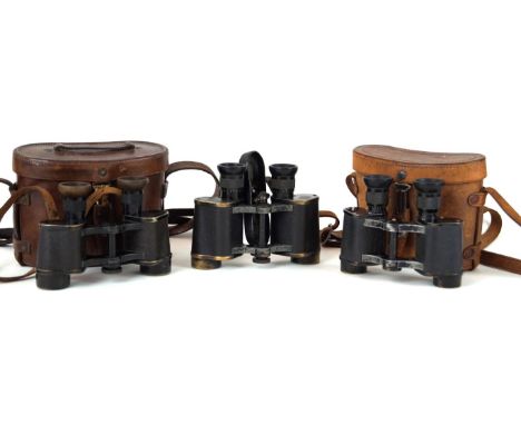 A pair of WWI period Karl Zeiss binoculars, dated 1916
The case marked Karl Zeiss (London) Ltd, complete with leather case wi