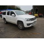 18/18 VOLKSWAGEN AMAROK TRENDLINE V6 TDI 4 - 2967cc 4dr 4x4 (White)