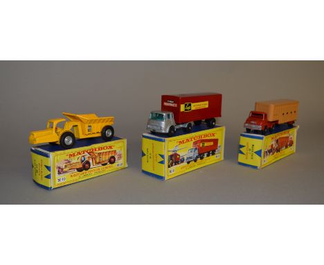 Three boxed Matchbox 'Major Pack' diecast models, M-2 Articulated Freight Truck 'Lep' with BPW, silver cab, dark red trailer 