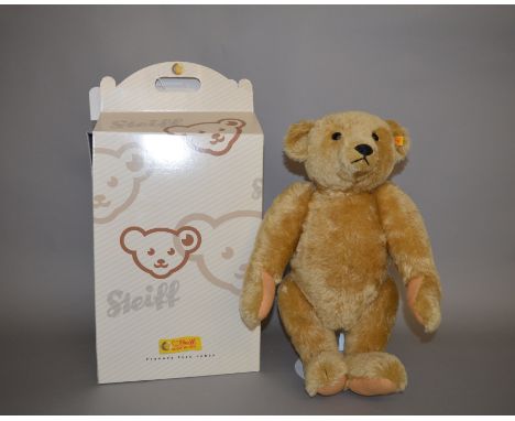 Steiff classic teddy bear, blonde mohair, height approx. 46cm, button to ear. With box.