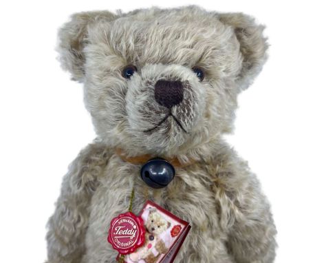 Hermann 20" plush blonde mohair 'Jakob' bear with articulation, suede paw pads, leather bell collar and working growler. A lo