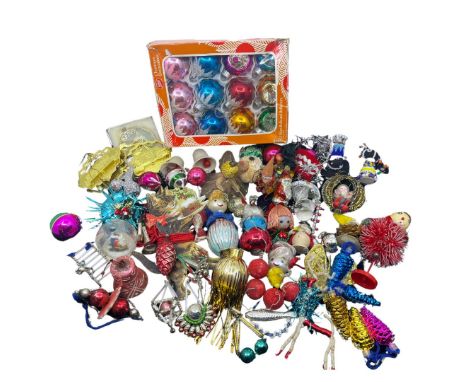 Mid-century vintage christmas ornaments and decorations to include a slovakian mercury glass decoration amongst others. Gener