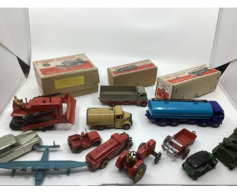 Vintage diecast toy cars and vehicles to include a Dinky super toys 561 Blaw Knox Bulldozer, a Dinky Super toys no 511 4 ton 