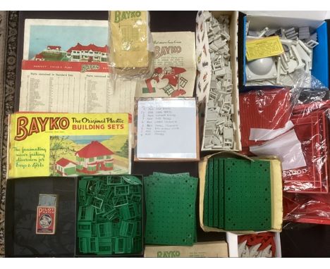 Bayko&nbsp;vintage toys 1950s large with rare curved bricks brochures rods and many many items selection &nbsp;for good build