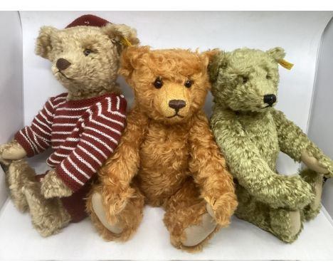 Steiff German Vintage teddy bears toys &nbsp;; to include 027673 Early dark blonde classic &nbsp;16&rsquo;. And a 000751 dark