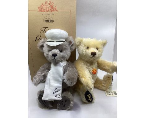 Steiff boxed&nbsp;655548 34cm Teddy Graf zeppelin and a 35cm 661198 HRH light gold teddy bear, sold as a pair (2 in one box)