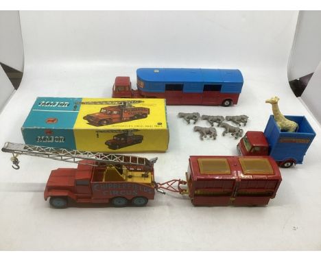 Vintage Die-cast Corgi Vehicles to include a boxed 1121 Chipperfields Circus Crane Truck , a Corgi Major &nbsp;articulated Ho