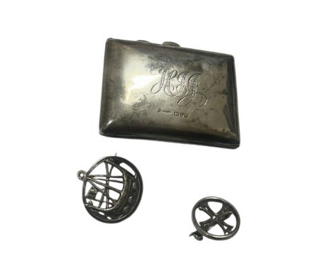 A c1916 silver coin purse with Chester hallmarks, a Chester hallmarked galleon ship brooch with hanging option and a silver M