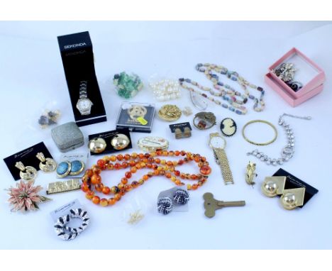 A quantity of antique, vintage and modern costume jewellery.
