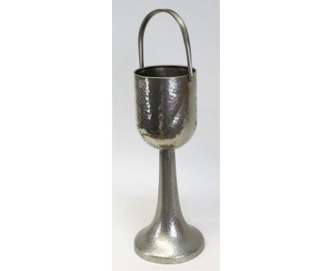 Standsektkühler, Art Déco, um 1920/30, F. &amp; R. Fischer, Metallwarenfabrik A.G. Göppingen, Messing vernickelt u. martellie