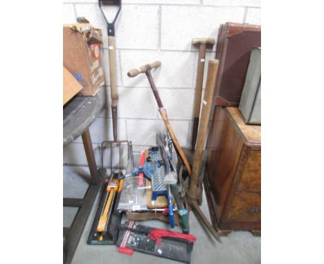 A quantity of tools including garden