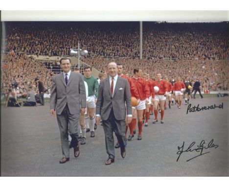 Man United 1963 Football Autographed 12 X 8 Photo, A Superb Image Depicting The 1963 Fa Cup Final Teams Being Led Out Onto Th