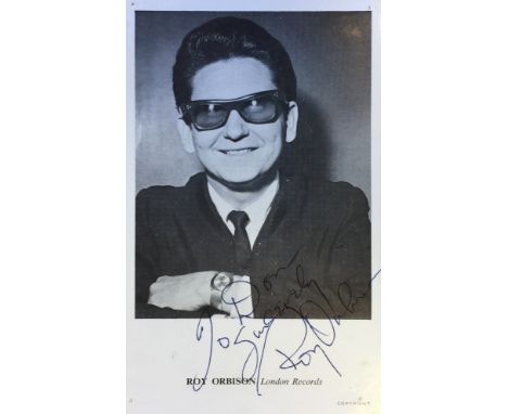 ROY ORBISON SIGNED POSTCARD. An original London Records promotional postcard signed in blue ink with inscription by Roy Orbis