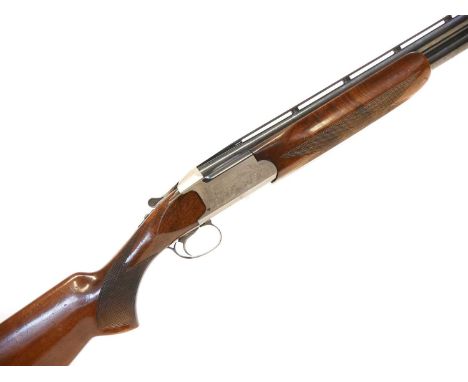 Miroku 12 bore over and under shotgun LICENCE REQUIRED Miroku 3000 12 bore over and under shotgun, 27.75" multichoke barrels 