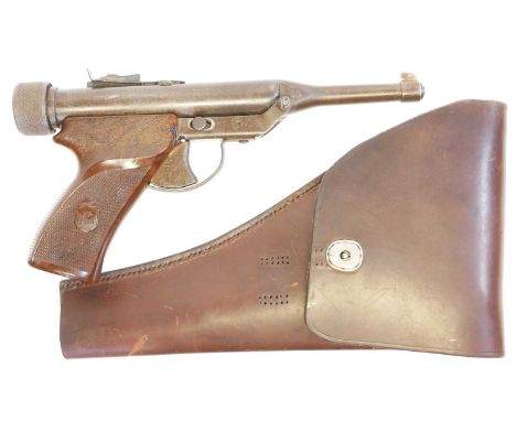 HY - Score .22 air pistol with leather holster HY - Score .22 air pistol, faint serial number 8537 to the underside of the ba