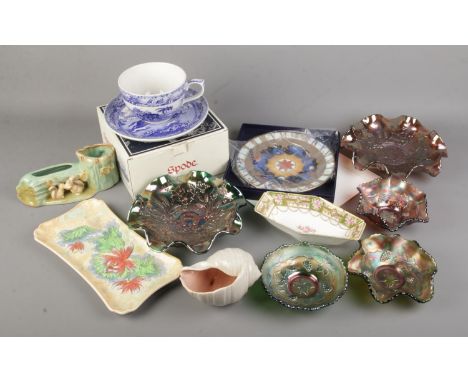 A collection of ceramics and glass. Includes boxed Spode Blue Room Indian Sporting grande cup and saucer, Royal Worcester cab