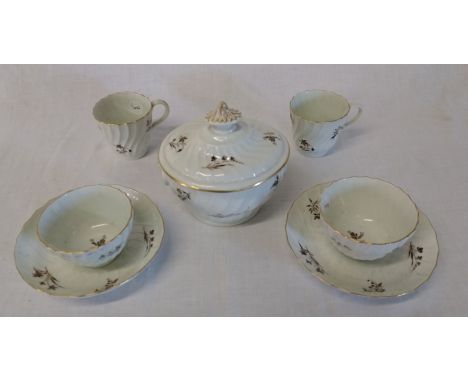 Late eighteenth / early nineteenth century porcelain lidded sucrier, 2 saucers, 2 coffee cups and 2 tea bowls with hand paint