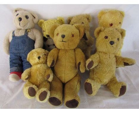 Assorted vintage teddy bears inc Deans and Chad Valley