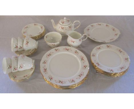 Duchess 'Glen' part dinner / tea service