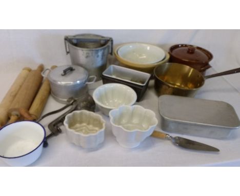 Selection of kitchenalia including rolling pins and ceramic jelly moulds