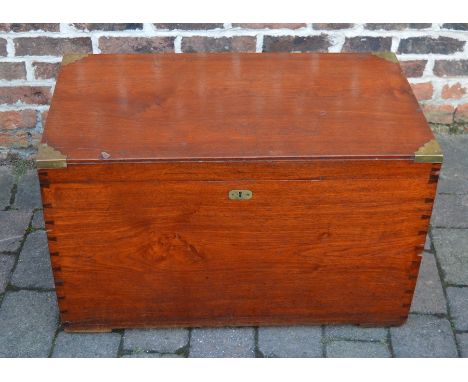 Victorian mahogany campaign trunk with brass corners &amp; side handle with 2 lift out compartment&nbsp; trays H 51cm D 47cm 