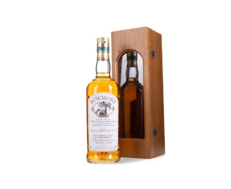 BOWMORE BLAIR CASTLE INTERNATIONAL HORSE TRIALS 2003 ISLAY SINGLE MALT  40% ABV / 70cl  Sat on the picturesque shore of Loch 