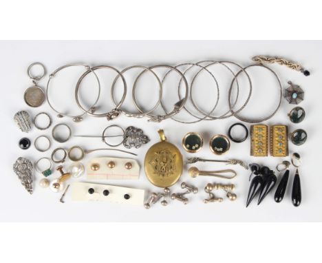 A group of Victorian and later jewellery, including a pair of glazed studs, each enclosing three dice, two imitation pearl ne