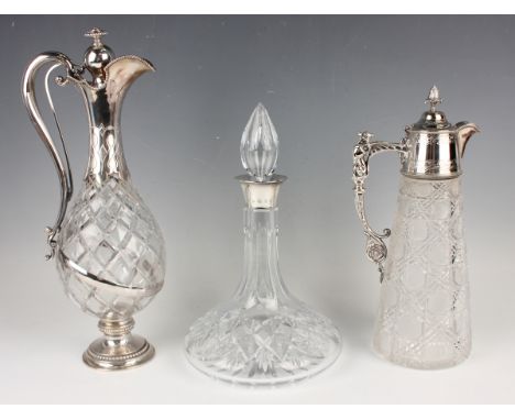 An Elizabeth II silver mounted Thomas Webb cut glass ship's decanter and stopper, Birmingham 1977 by Warwickshire Reproductio