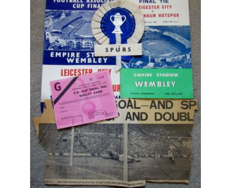 1961 FA CUP FINAL TOTTENHAM HOTSPUR MEMORABILIA
Official programme v Leicester city - little rusting of staples
Official Song