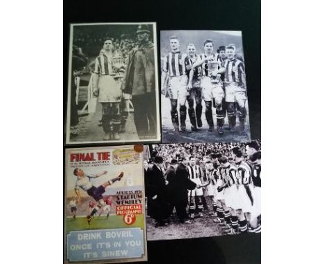 WEST BROMWICH ALBION 1931 FA CUP FINAL PROGRAMME &amp; PHOTO'S
3 Large Reprinted photos 11"x8" +&nbsp; Quality reprint.Progra