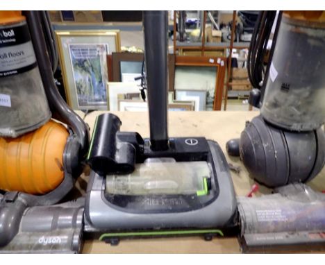Used G-Tech upright vacuum cleaner. All electrical items in this lot have been PAT tested for safety and have passed. This do