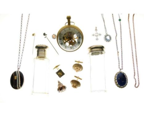 Assorted jewellery and dressing table items including compacts, hardstone pendants, stick pins, cufflinks, etc