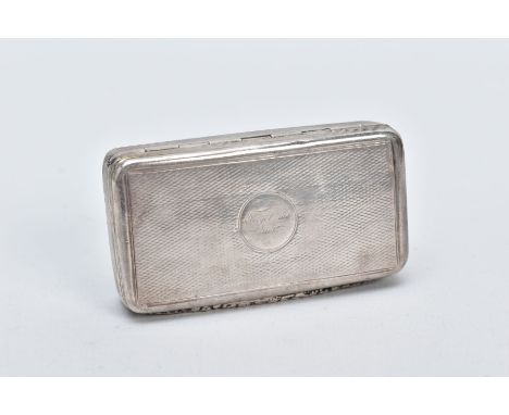 A VICTORIAN SNUFF BOX, of rectangular form, engine turn design all round with an engraved monogram to the lid (rubbed), gilt 