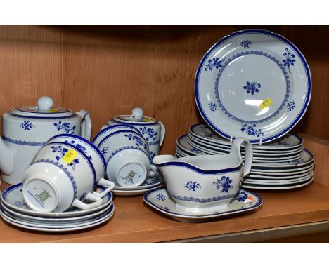 COPELAND SPODE 'SPODES GLOUCESTER' TEA/DINNERWARES, comprising twin handled plate, teapot, covered sugar bowl, footed milk ju