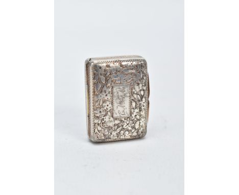 A GEORGE IV SILVER VINIGRETTE, floral engraved design, with an engraved monogram to the lid, gilt interior, with an openwork 