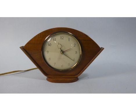 A 1960's Electric Mantle Clock by Westclox, 22.5cm Wide 