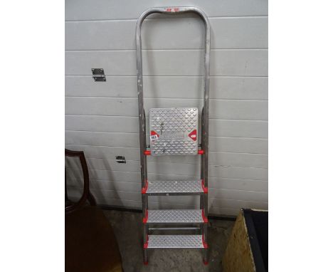 Leifheit Metal Step Ladder