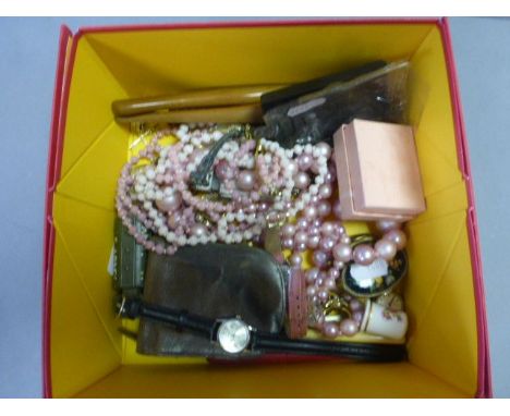 Box of vintage costume jewellery etc