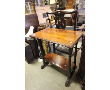 Early 20th century Mahogany Side Table with shelf below