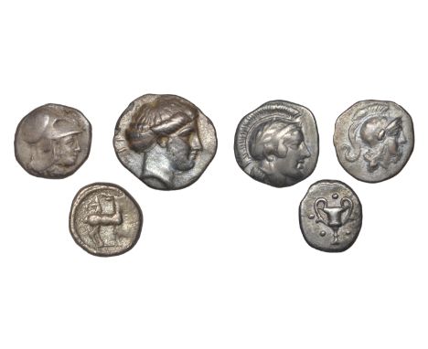 Greek Coinages, Calabria, Tarentum, Diobol, 280-228, head of Athena right wearing crested helmet, rev. Herakles standing righ