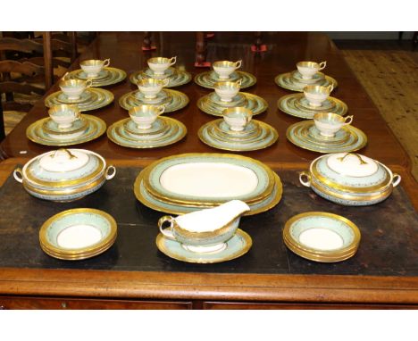 Aynsley bone china 'Georgian Nile' green seventy three piece dinner and tea service (twelve place setting)
