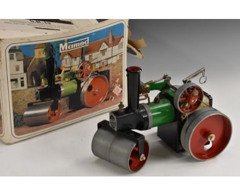 A Mamod SR 1A steam Roller Traction engine, boxed