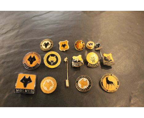15 Wolverhampton Wanderers supporters enamel badges.
