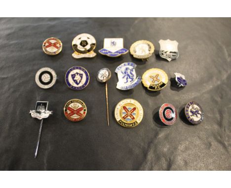 16 English football supporters enamel badges - Fulham and Chelsea.  