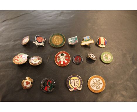 16 Irish league football supporters enamel badges, including Brother Walfrid Celtic, Elcho Blue and Ards.  