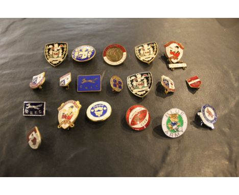 19 Cumbrian football club supporters enamel badges - Carlisle, Workington Reds and Barrow.