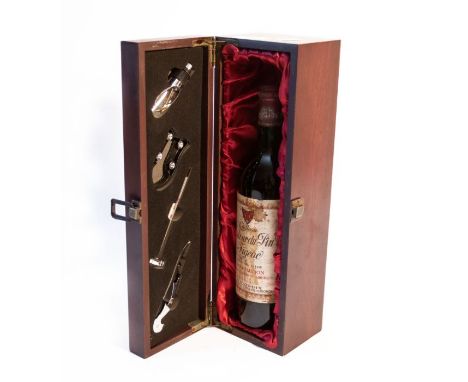 St-Emilion 1973 - 1 Bottle in Wooden Case with Tools 